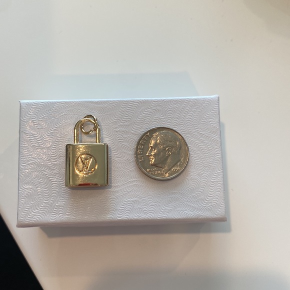 Authentic Louis Vuitton Lock pendant charm - Picture 2 of 2